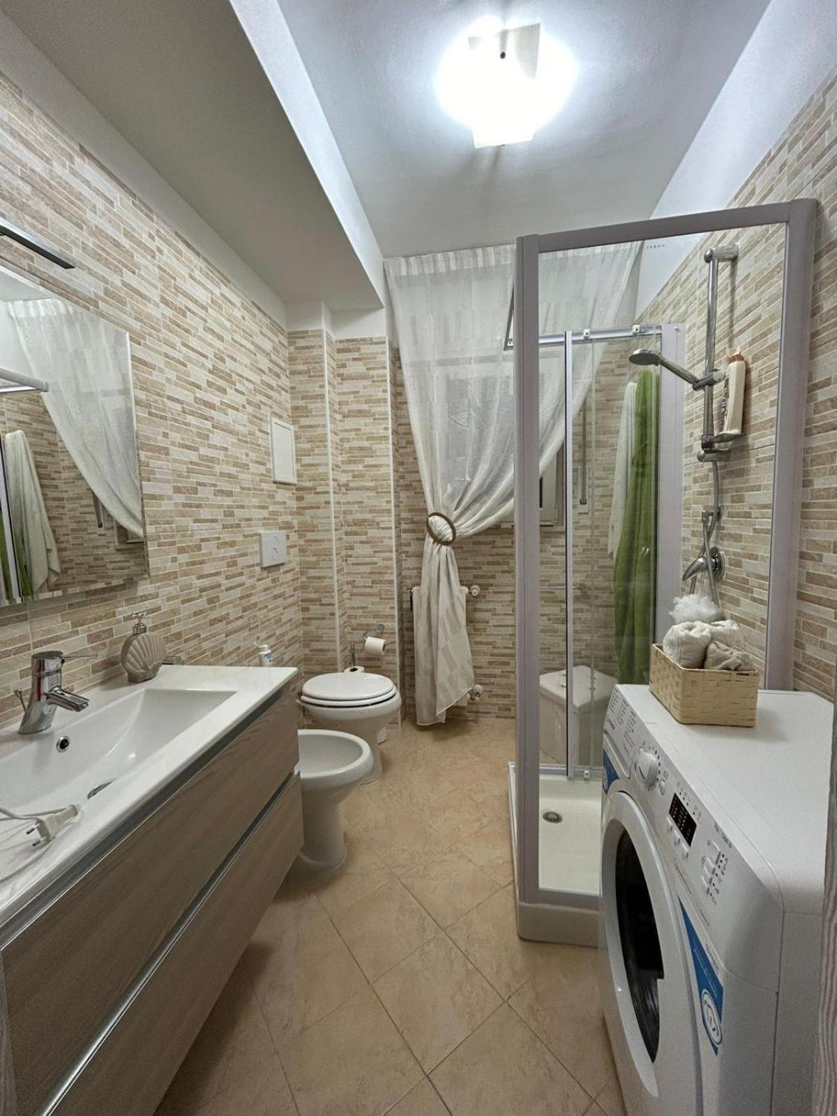 Sole House Apartment Bisceglie Bagian luar foto