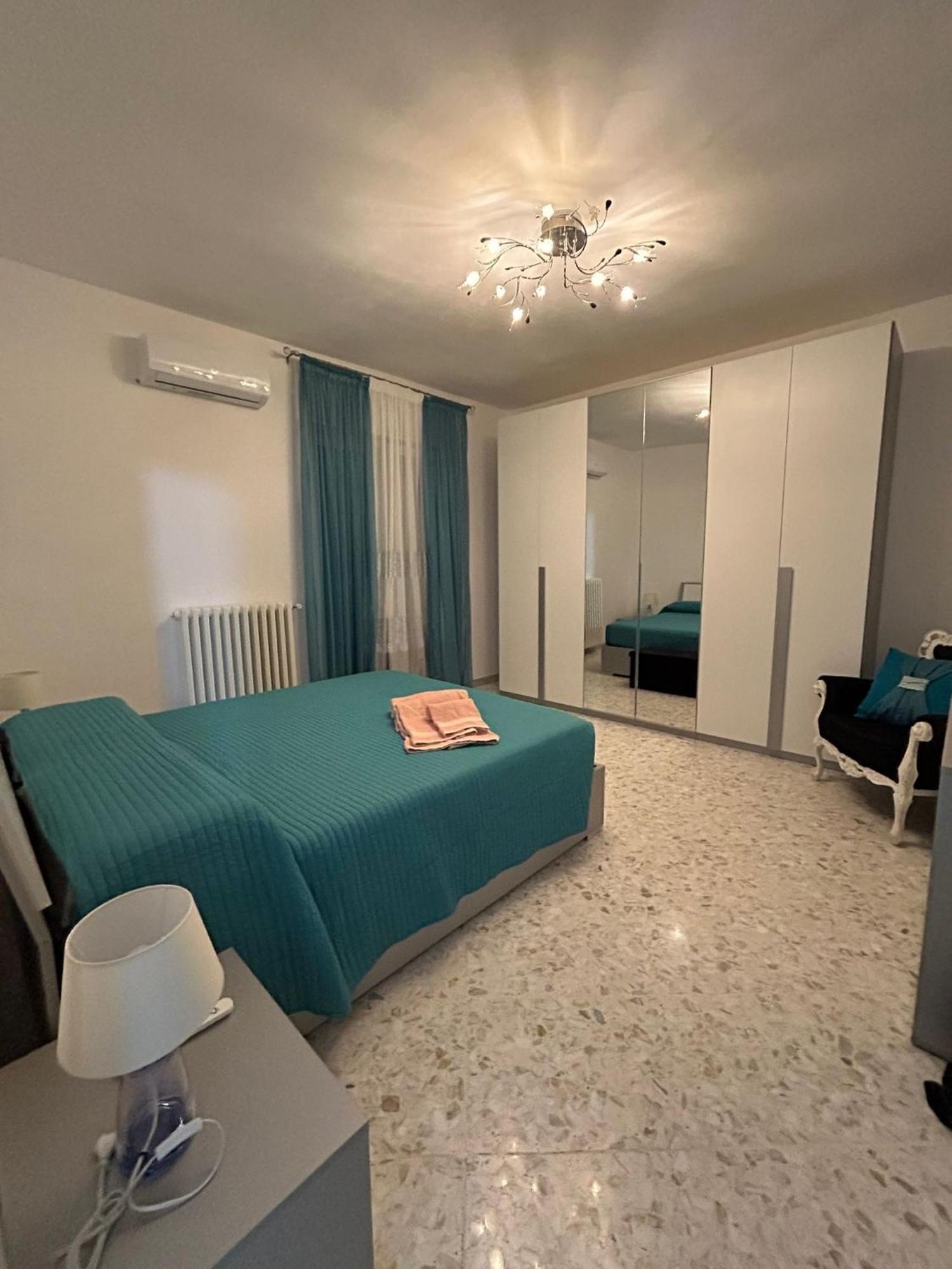 Sole House Apartment Bisceglie Bagian luar foto